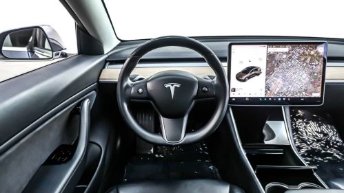 2018 Tesla Model 3 - Images - 4