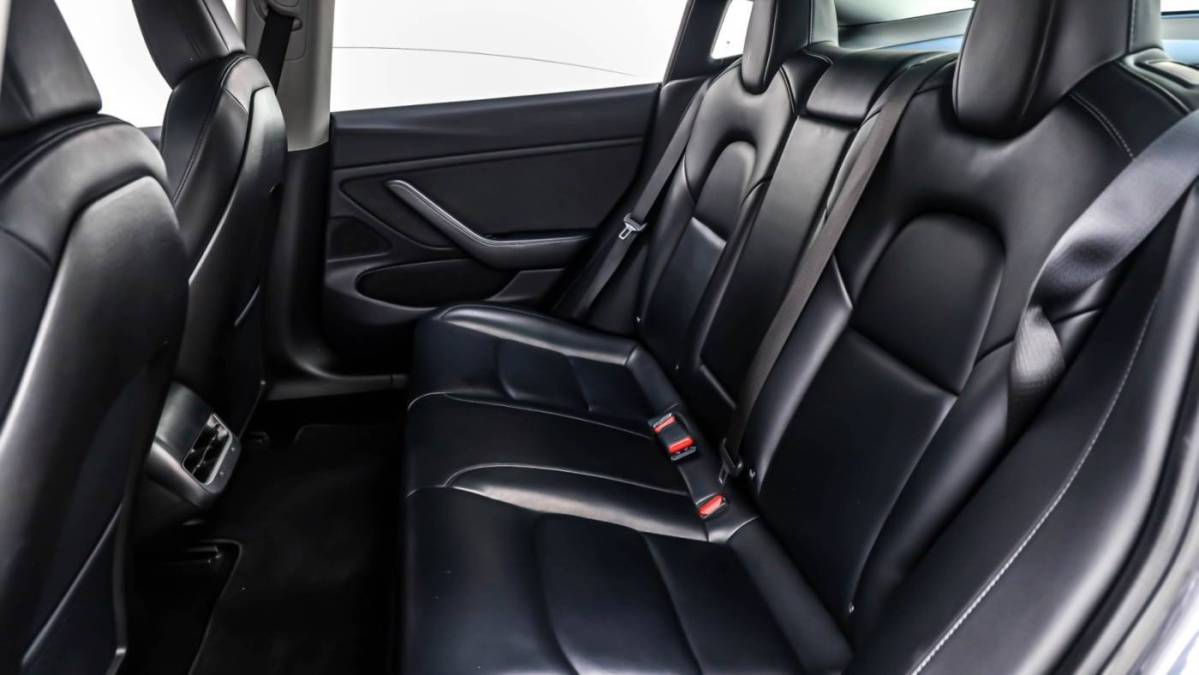 2018 Tesla Model 3 - Images - 7
