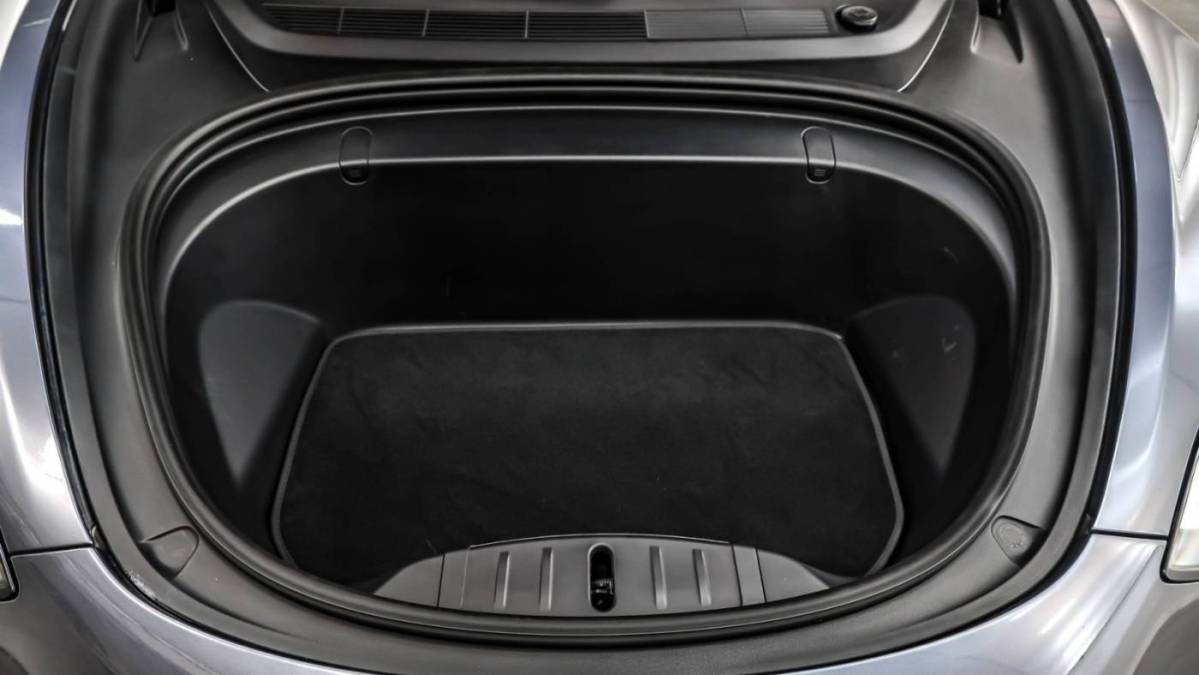 2018 Tesla Model 3 - Images - 10