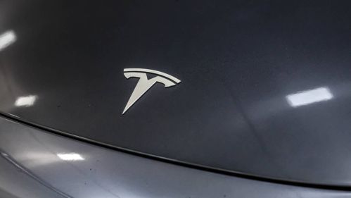 2018 Tesla Model 3 - Images - 12