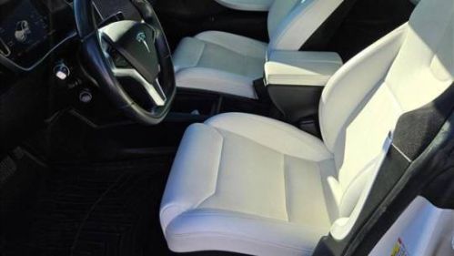 2018 Tesla Model S - Images - 15