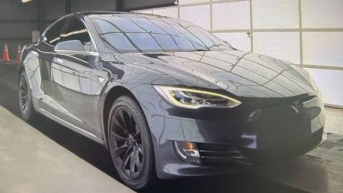 2020 Tesla Model S - Images - 1
