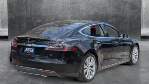2014 Tesla Model S - Images - 5