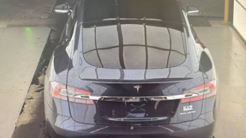 2020 Tesla Model S - Images - 5