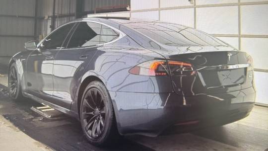2020 Tesla Model S - Images - 6