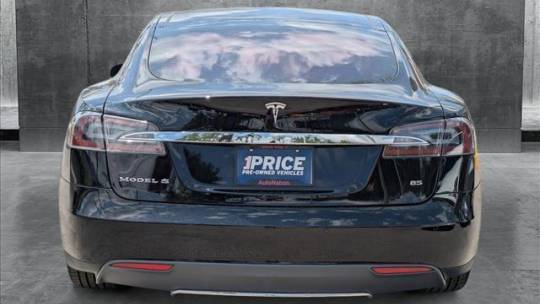 2014 Tesla Model S - Images - 7