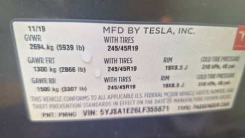 2020 Tesla Model S - Images - 12