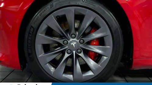 2020 Tesla Model S - Images - 8