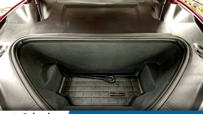 2020 Tesla Model S - Images - 9