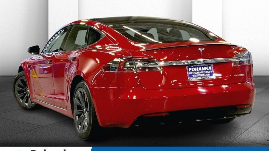 2020 Tesla Model S - Images - 10