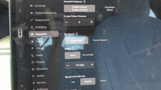 2023 Tesla Model S - Images - 9