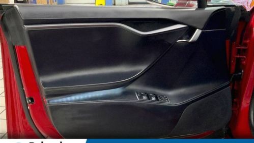 2020 Tesla Model S - Images - 25