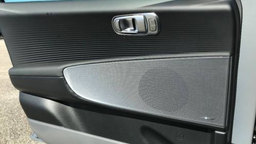 2025 Hyundai IONIQ 6 - Images - 18