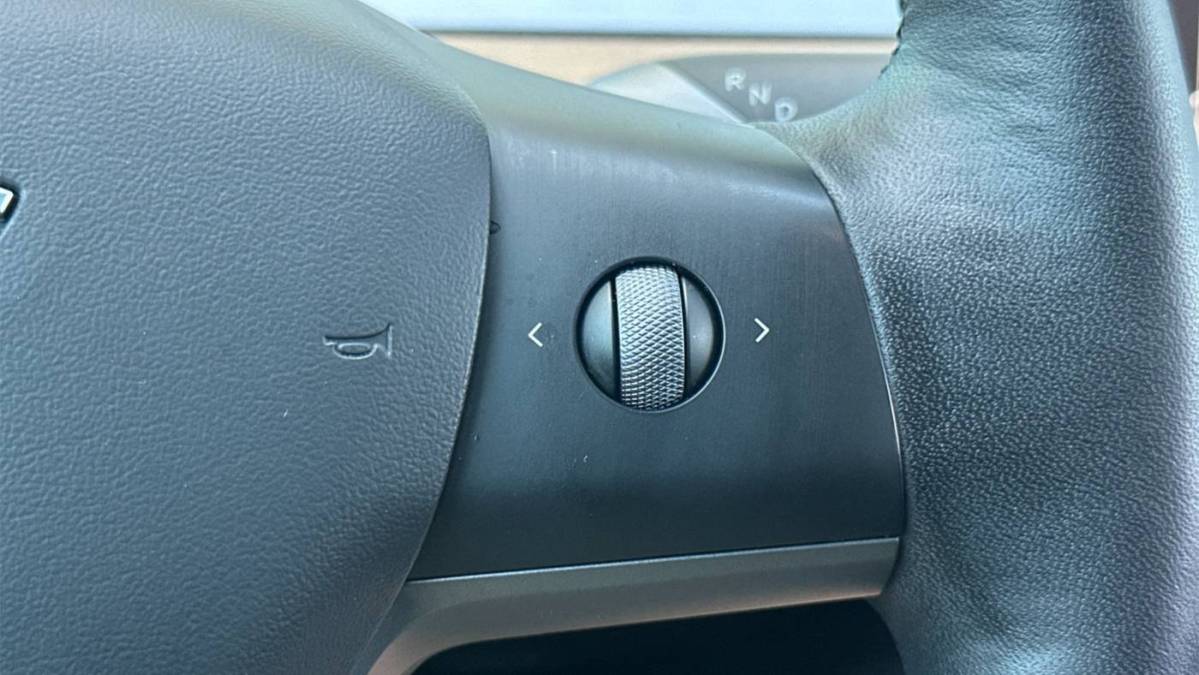 2021 Tesla Model 3 - Images - 25