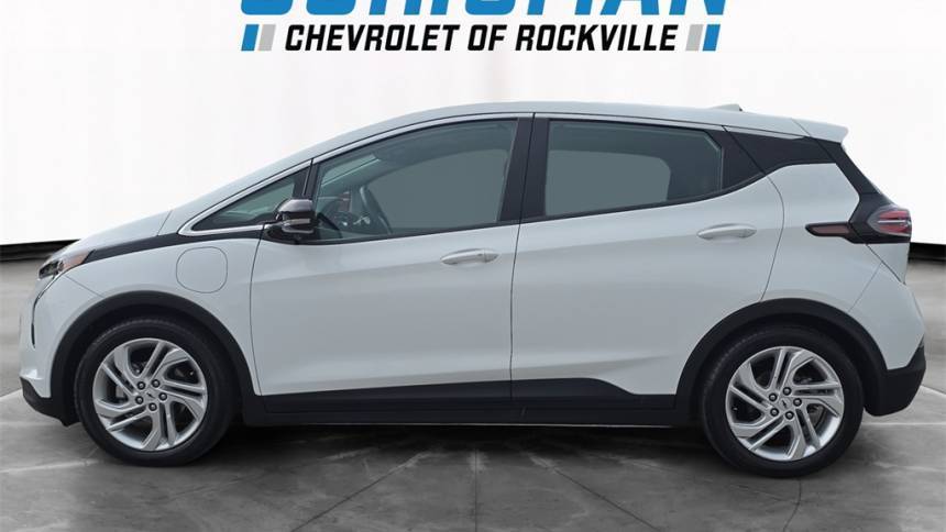 2023 Chevrolet Bolt - Images - 3