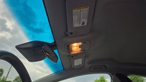 2023 Chevrolet Bolt - Images - 18