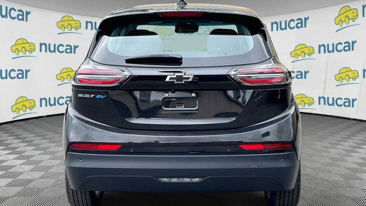 2023 Chevrolet Bolt - Images - 5