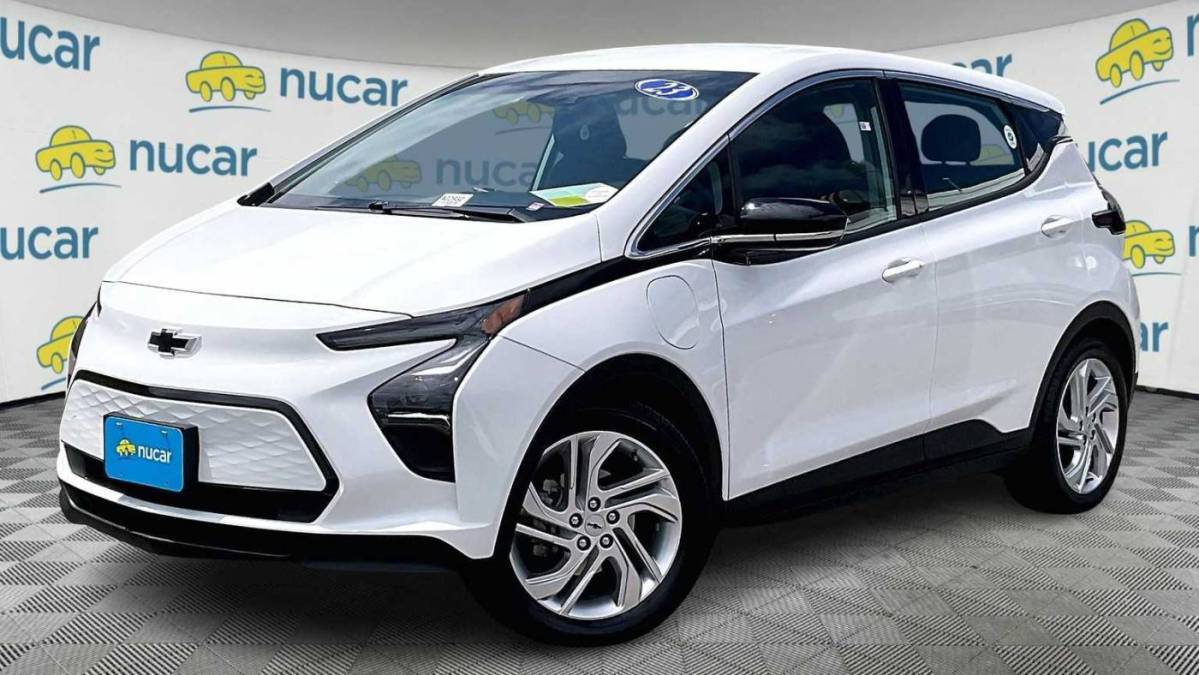 2023 Chevrolet Bolt - Images - 3