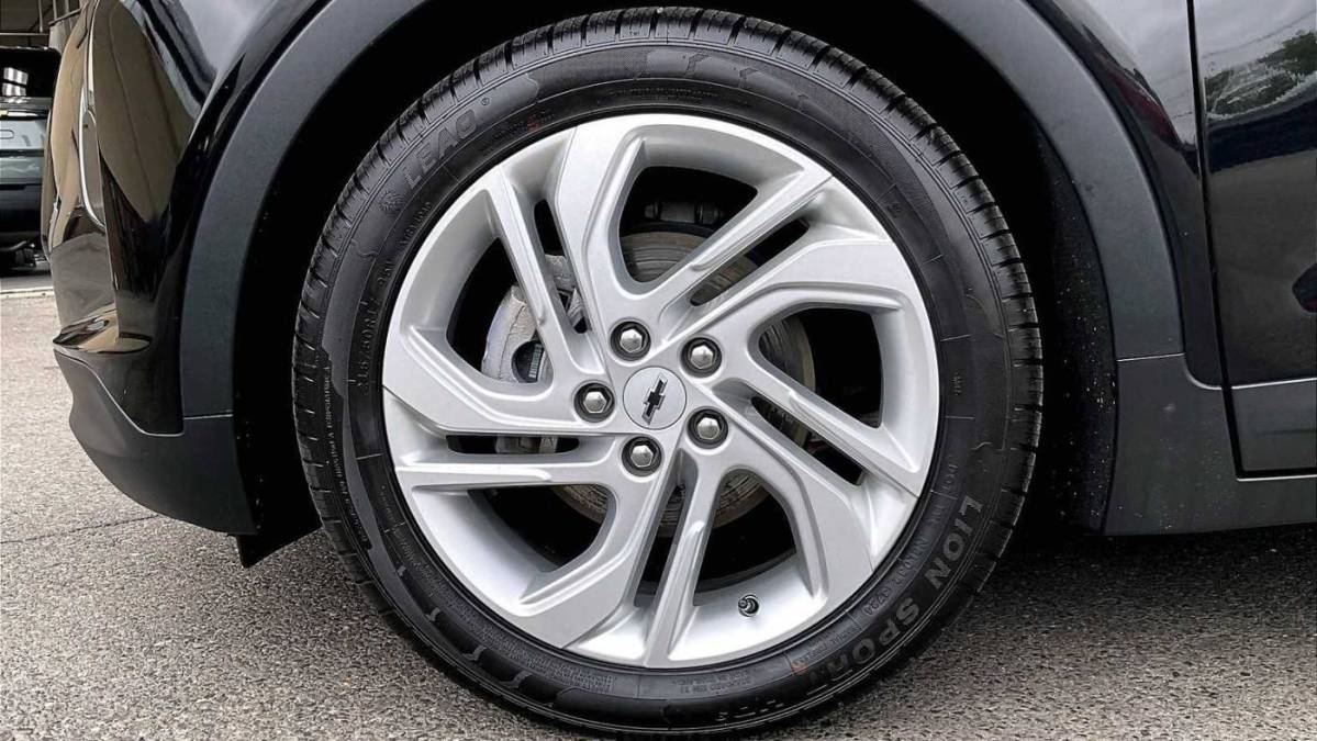 2023 Chevrolet Bolt - Images - 7