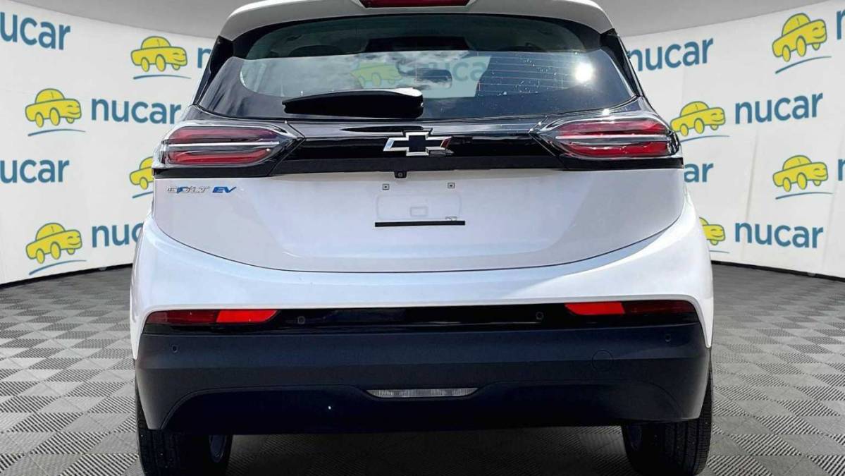 2023 Chevrolet Bolt - Images - 5