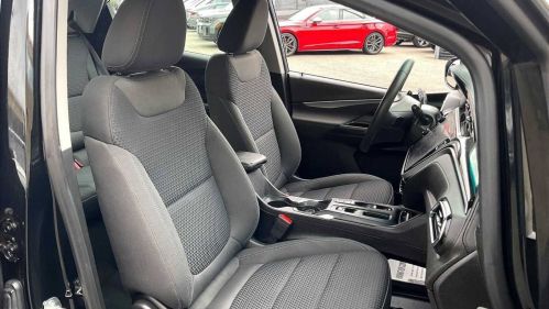 2023 Chevrolet Bolt - Images - 11