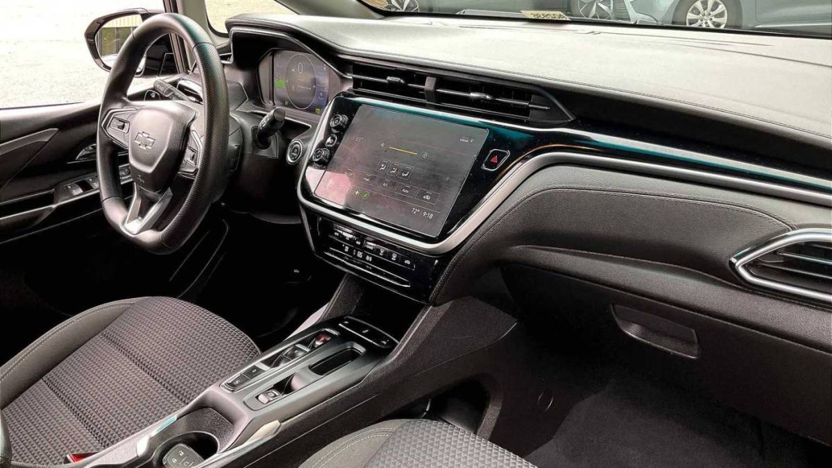 2023 Chevrolet Bolt - Images - 14