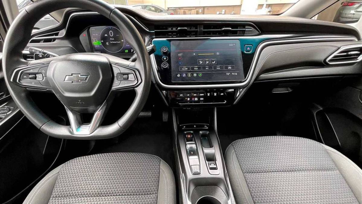 2023 Chevrolet Bolt - Images - 21