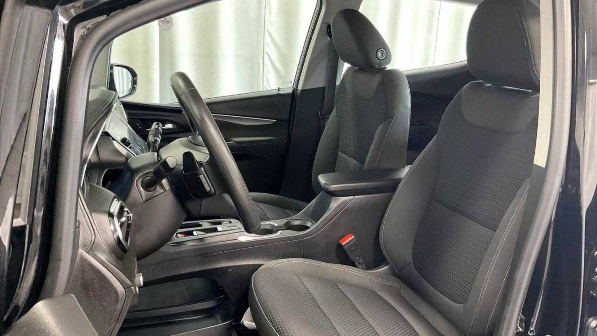 2023 Chevrolet Bolt - Images - 10