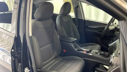 2023 Chevrolet Bolt - Images - 11