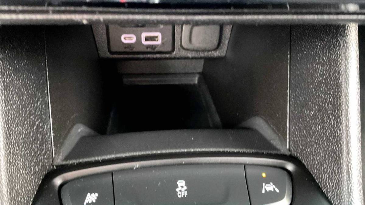 2023 Chevrolet Bolt - Images - 26