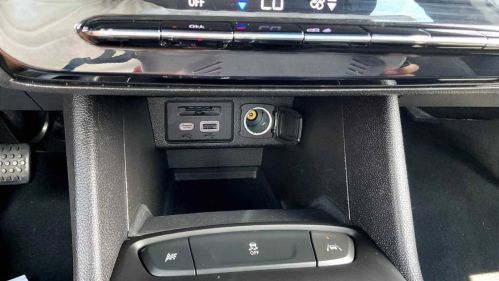 2023 Chevrolet Bolt - Images - 25