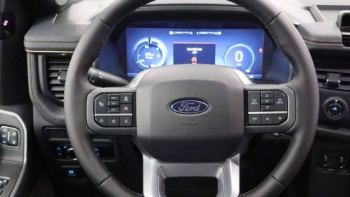 2025 Ford F-150 Lightning - Images - 13