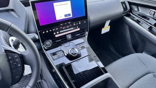 2025 Toyota bZ4X - Images - 16