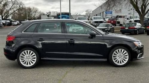 2017 Audi A3 Sportback e-tron - Images - 3
