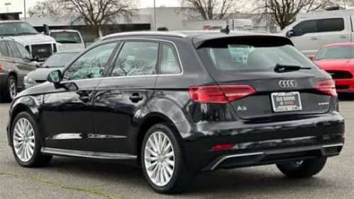 2017 Audi A3 Sportback e-tron - Images - 6