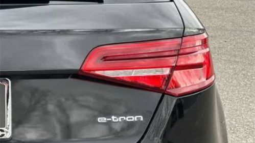 2017 Audi A3 Sportback e-tron - Images - 48