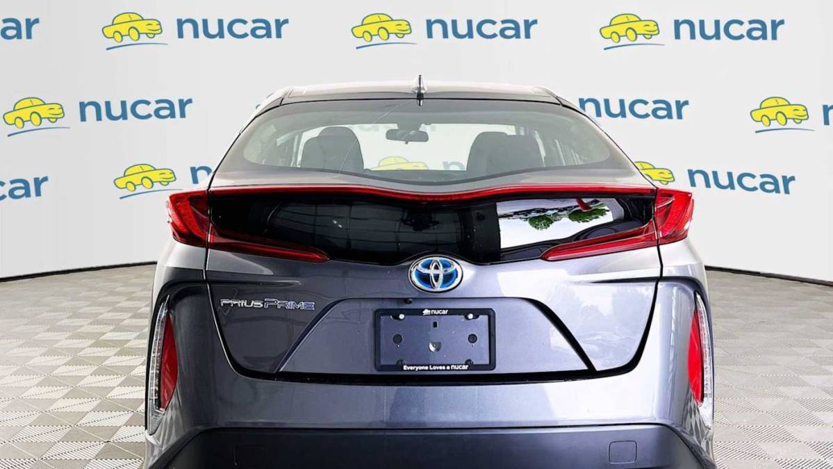 2018 Toyota Prius Prime - Images - 6