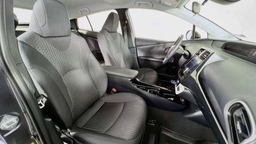 2018 Toyota Prius Prime - Images - 28