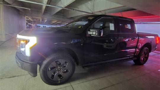 2025 Ford F-150 Lightning - Images - 4