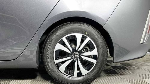 2018 Toyota Prius Prime - Images - 31
