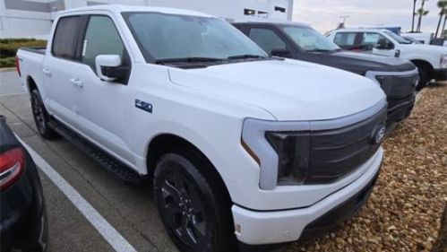 2025 Ford F-150 Lightning - Images - 2