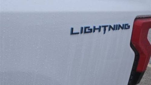 2025 Ford F-150 Lightning - Images - 8