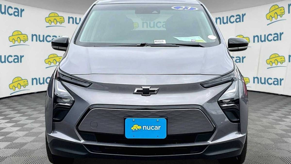 2023 Chevrolet Bolt - Images - 2