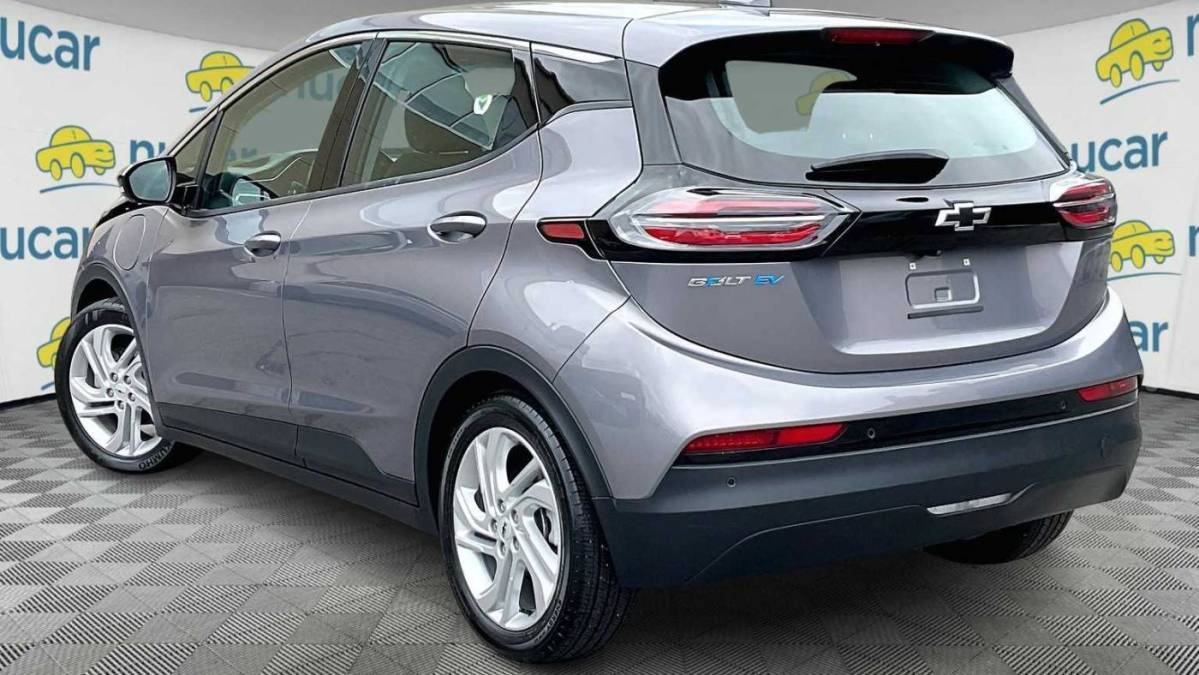 2023 Chevrolet Bolt - Images - 4