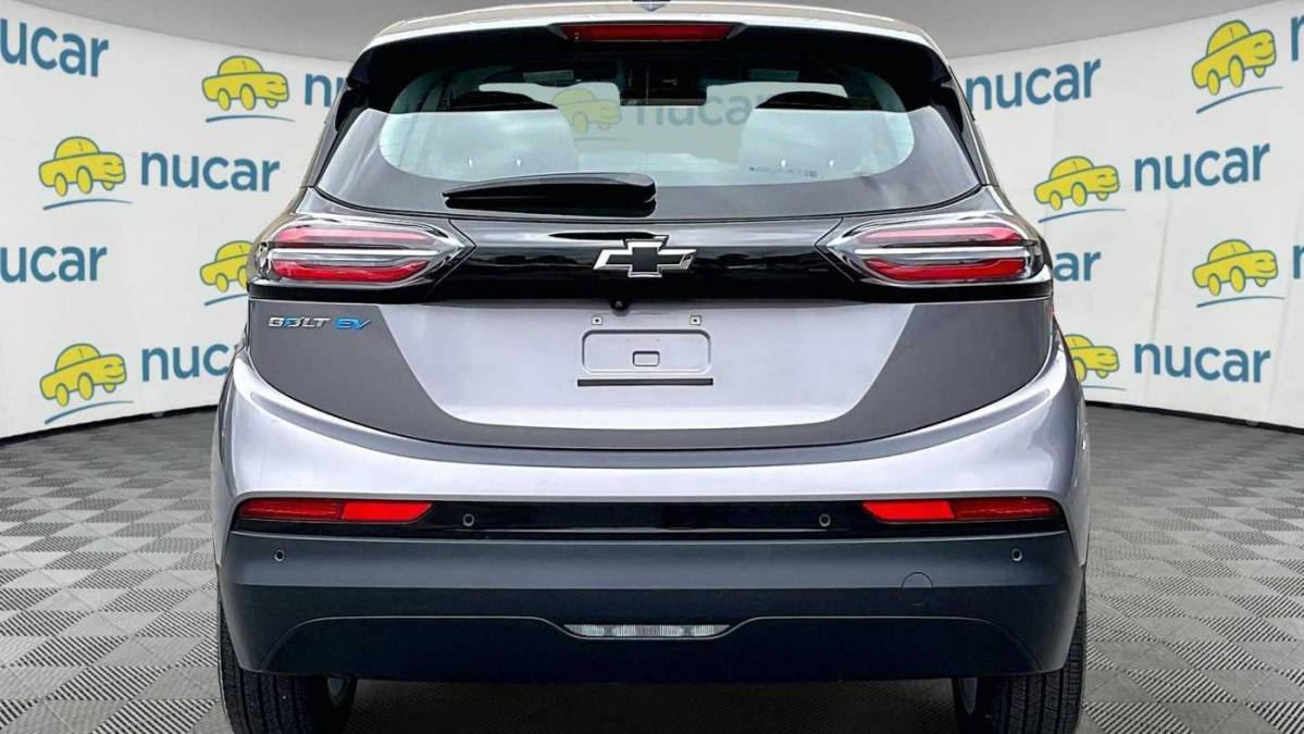 2023 Chevrolet Bolt - Images - 5
