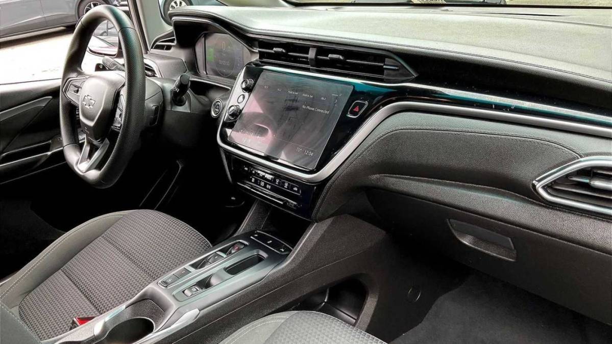 2023 Chevrolet Bolt - Images - 14