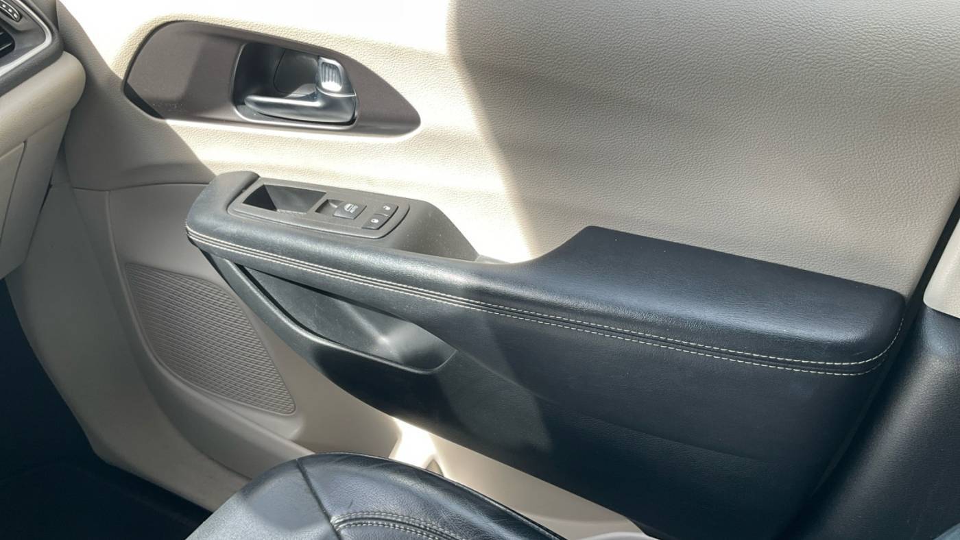 2022 Chrysler Pacifica 2C4RC1L74NR173868