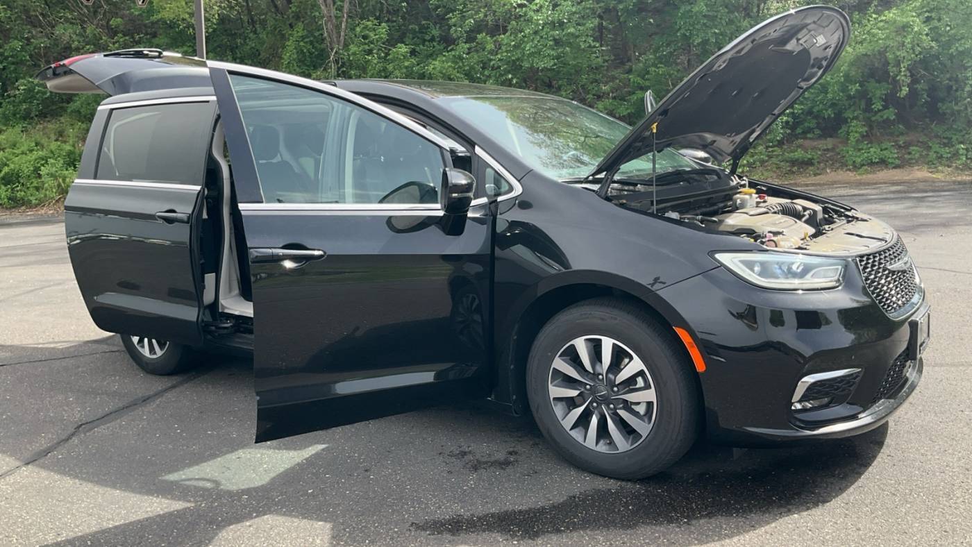2022 Chrysler Pacifica 2C4RC1L74NR173868