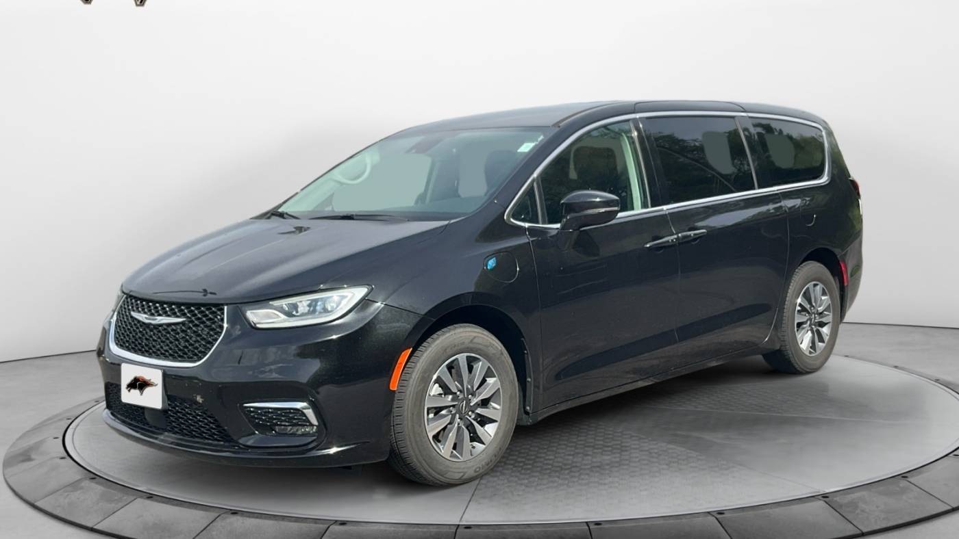 2022 Chrysler Pacifica 2C4RC1L74NR173868