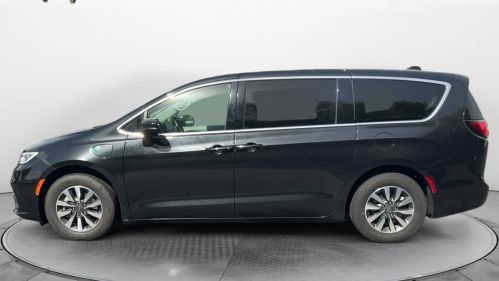2022 Chrysler Pacifica 2C4RC1L74NR173868